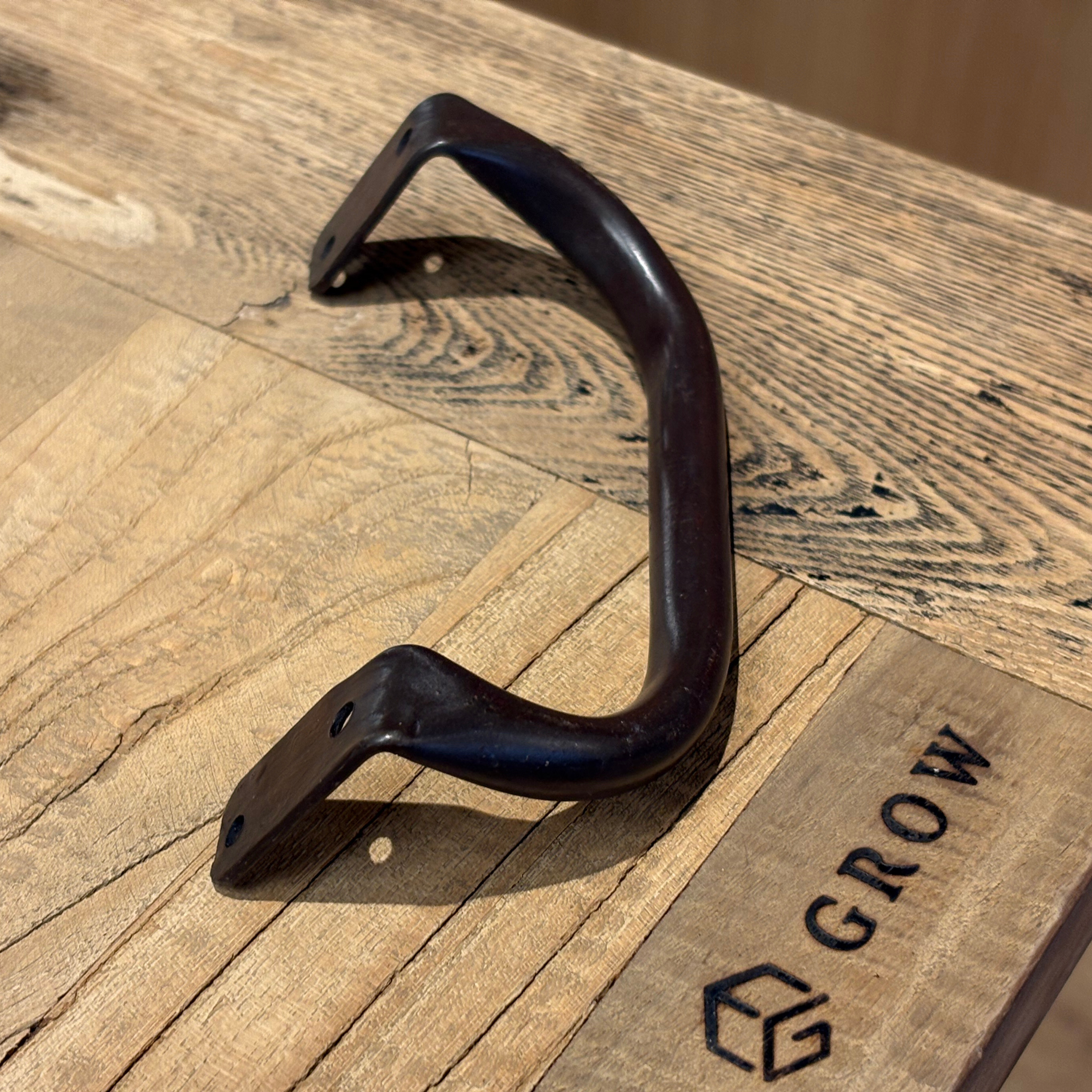 Iron Door Handle　64087