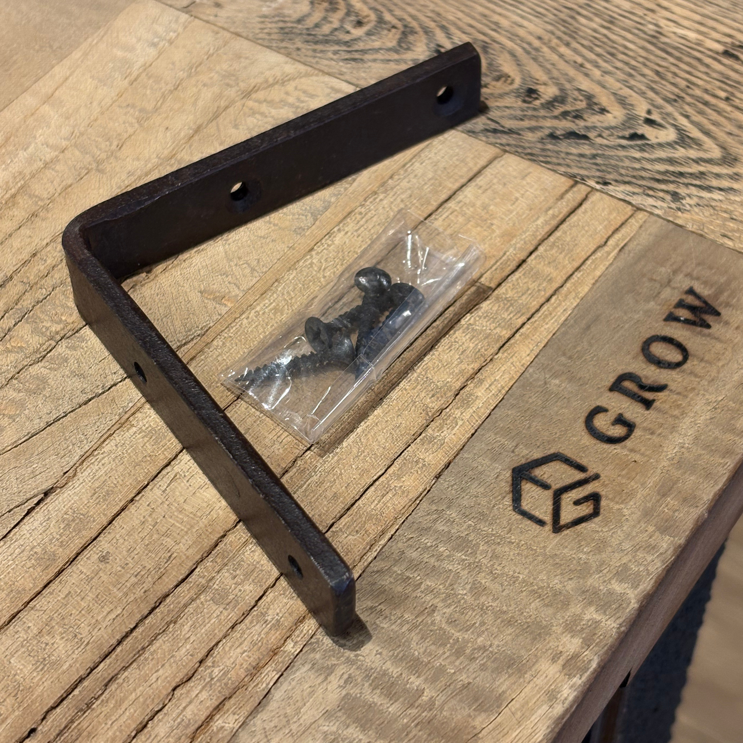 7_64177 BRACKET type-L