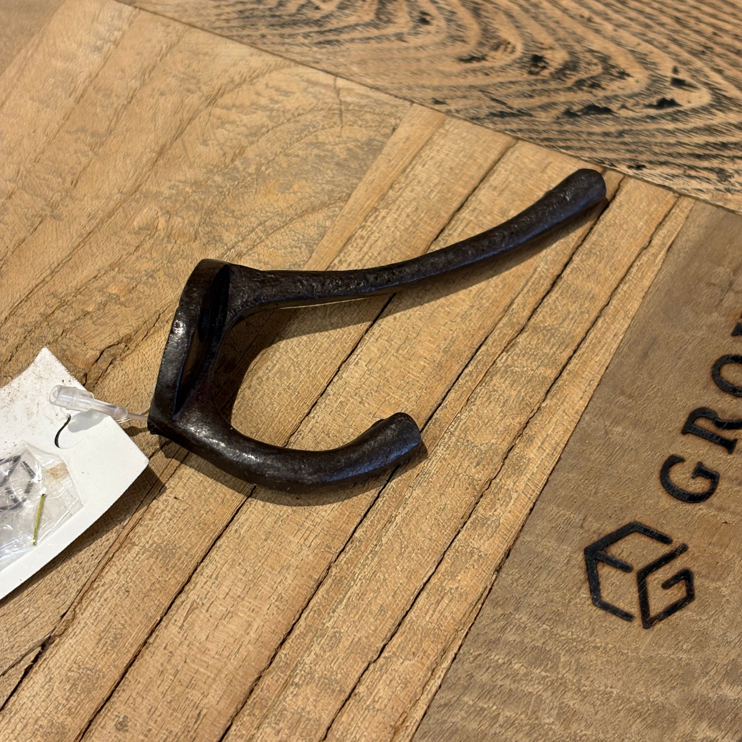 37_64092 DOUBLE HOOK